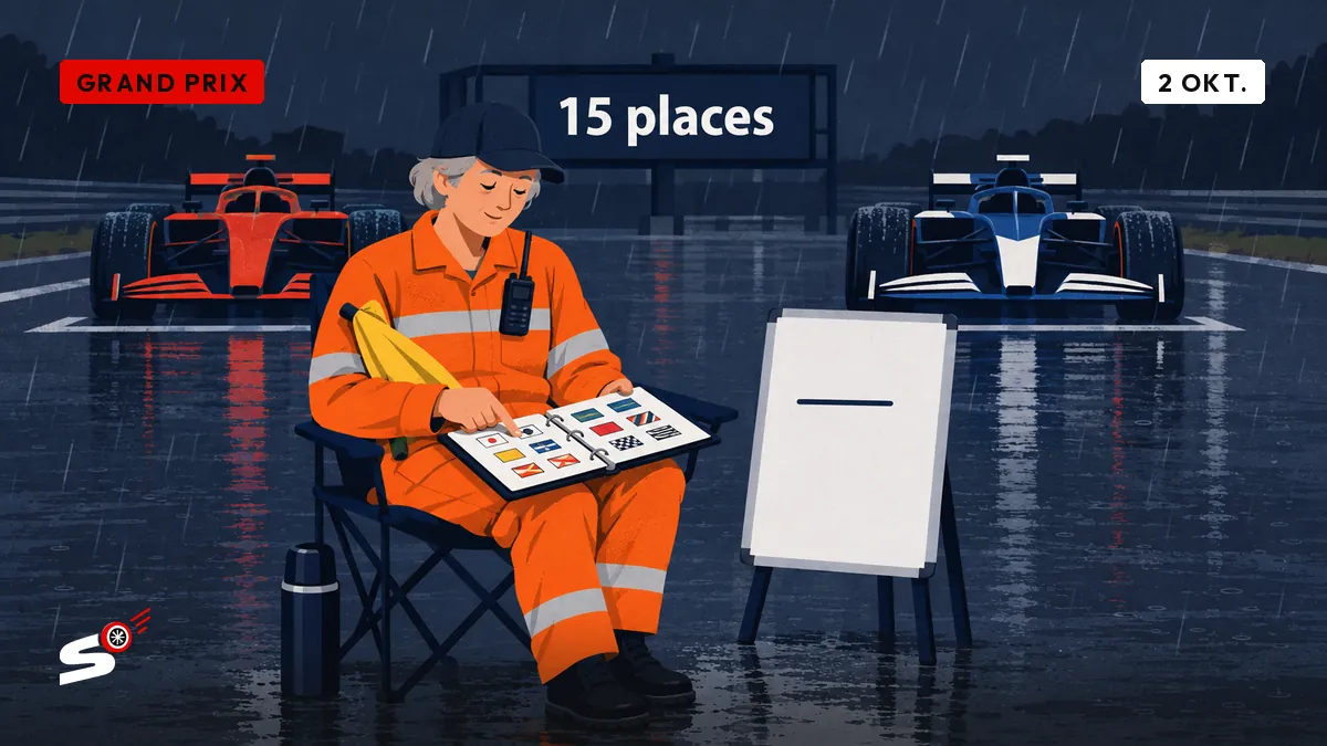 Josiane, en combinaison orange sur une chaise de camping, cherche un drapeau pour une pénalité moteur dans sa farde, deux voitures au fond de la grille.